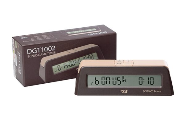 DGT1002-Bonus-Chess-Timer-1-670×646